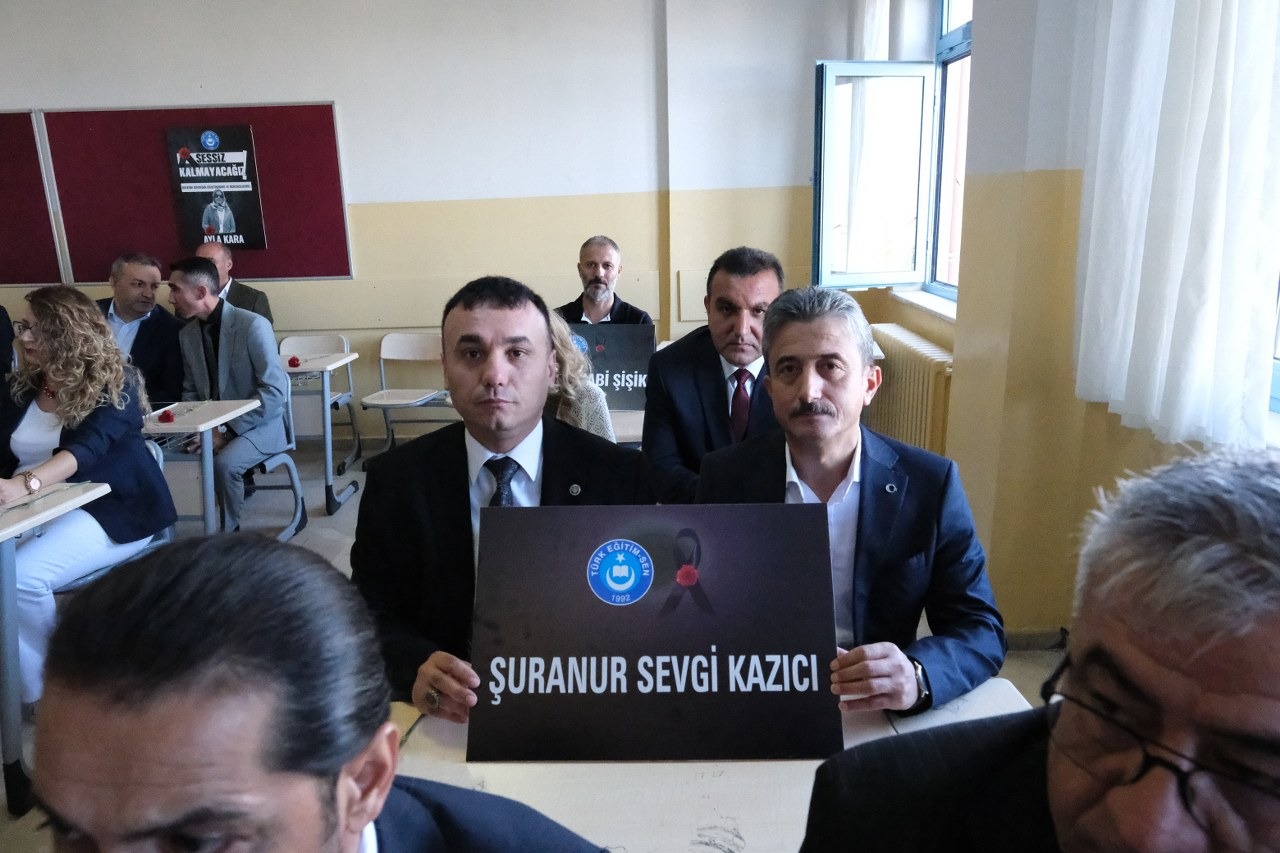 Öğretmenlerin Gözünden: Okullarda Akran Zorbalığı, Okullarda Şiddet ve Suça Karışan Çocuklar. görseli 10