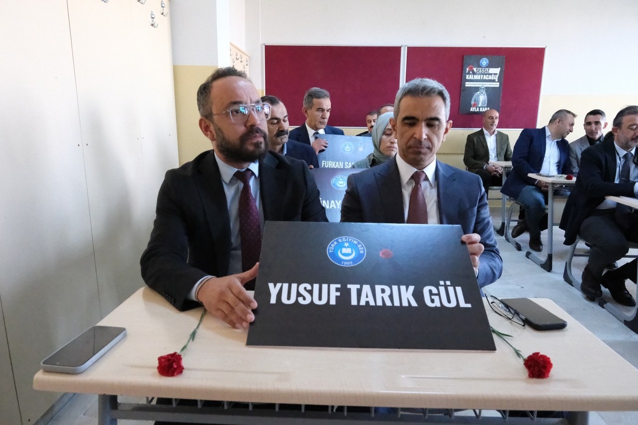 Öğretmenlerin Gözünden: Okullarda Akran Zorbalığı, Okullarda Şiddet ve Suça Karışan Çocuklar. görseli 11
