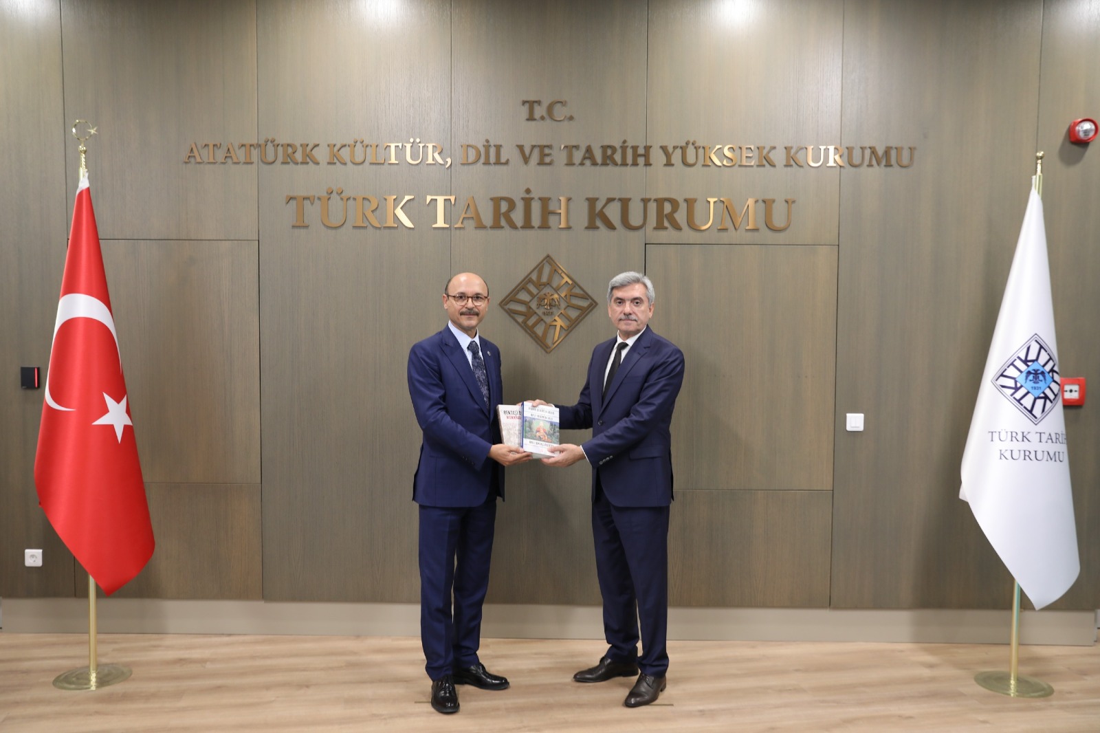 Genel Başkan Talip Geylan Türk Tarih Kurumu Başkanı Prof. Dr. Haluk Selvi’yi Ziyaret Etti görseli 1